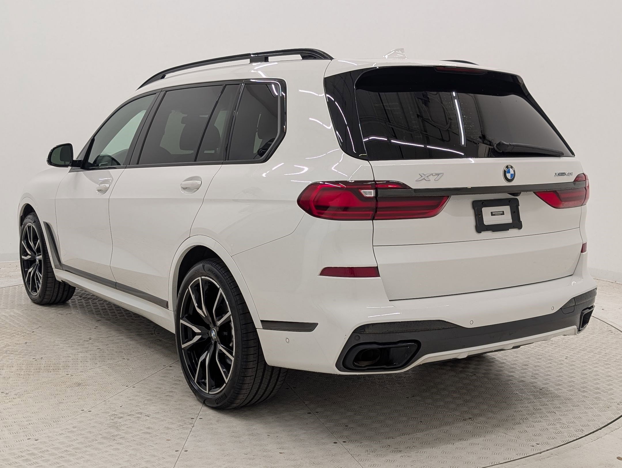 2021 Bmw X7 xDrive40i photo 3