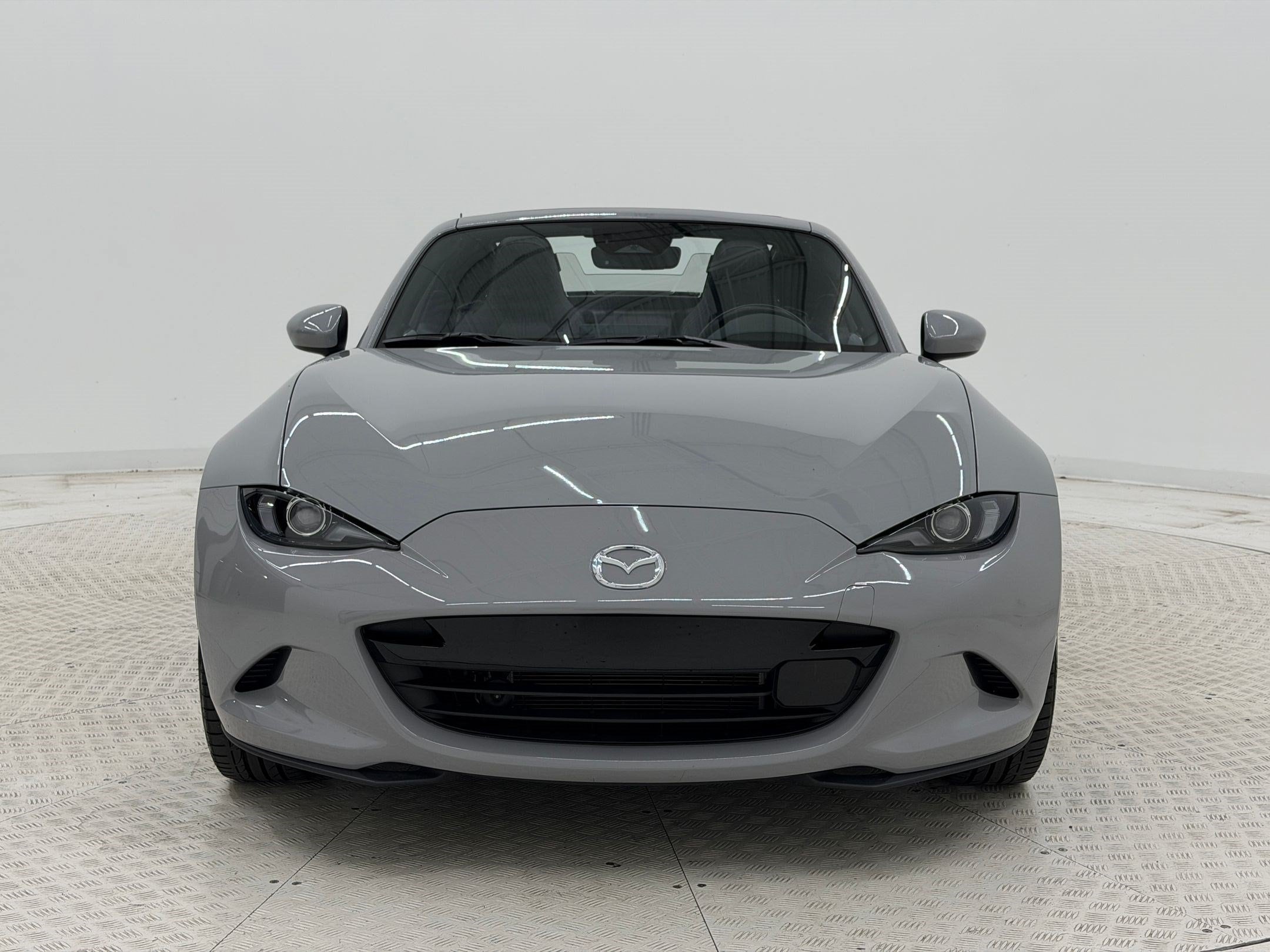 2024 Mazda MX-5 Miata RF Grand Touring Convertible