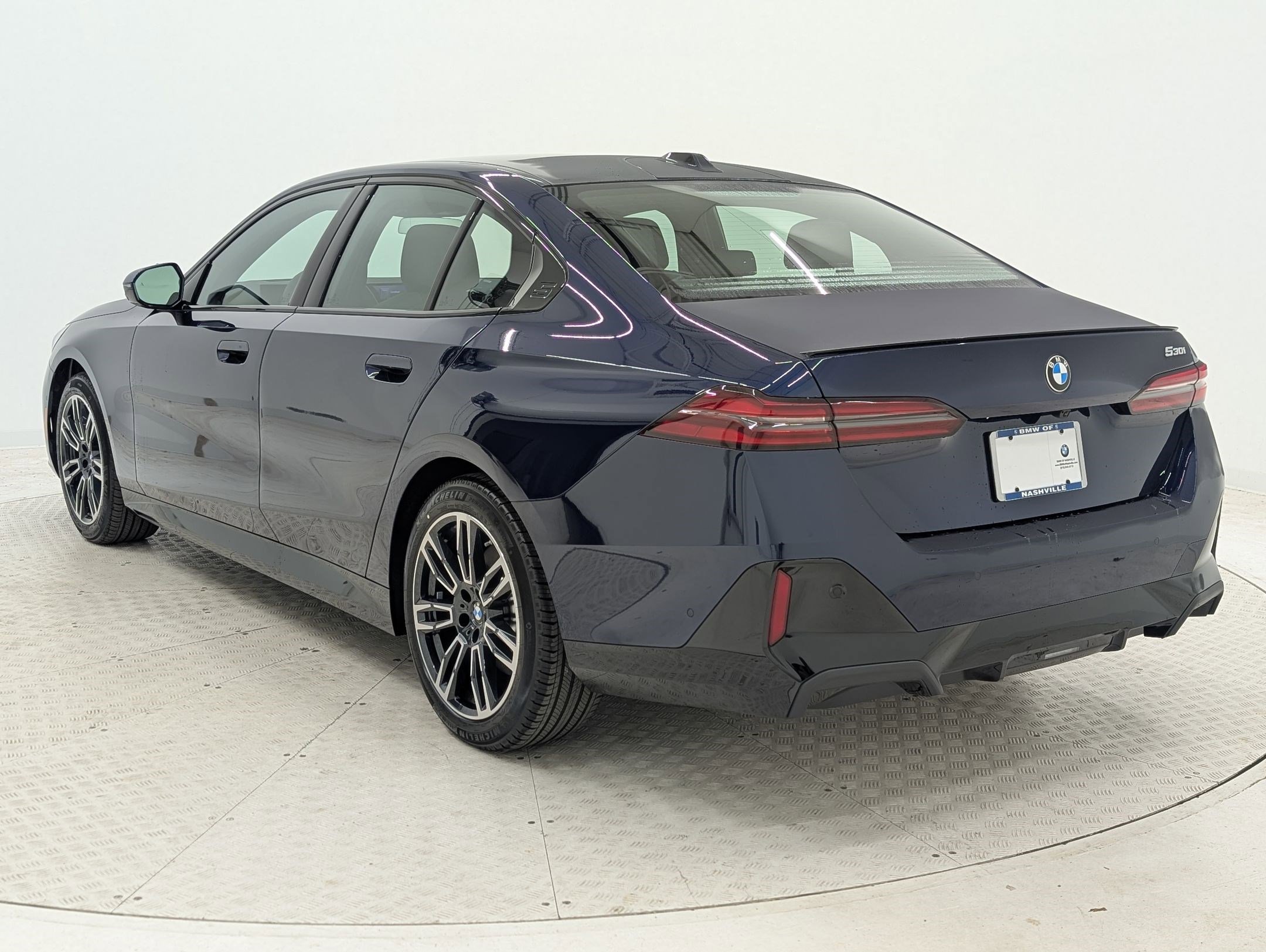 2026 Bmw 530i Sedan photo 3