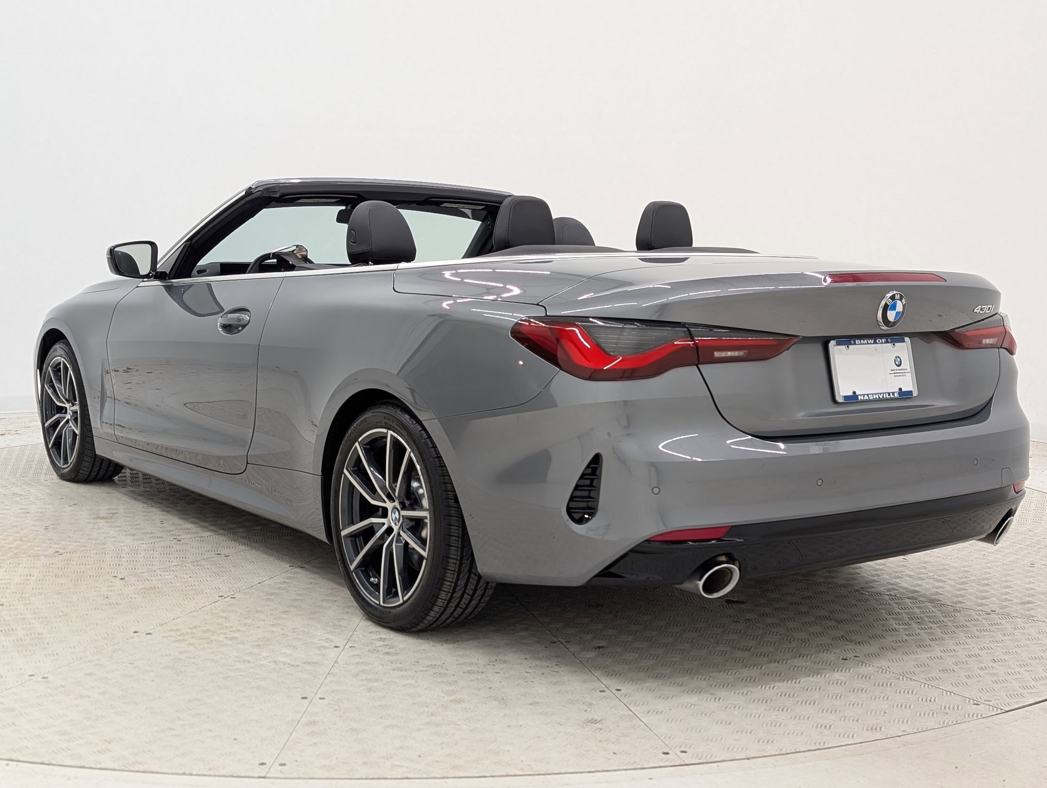 2025 Bmw 430i Convertible photo 3