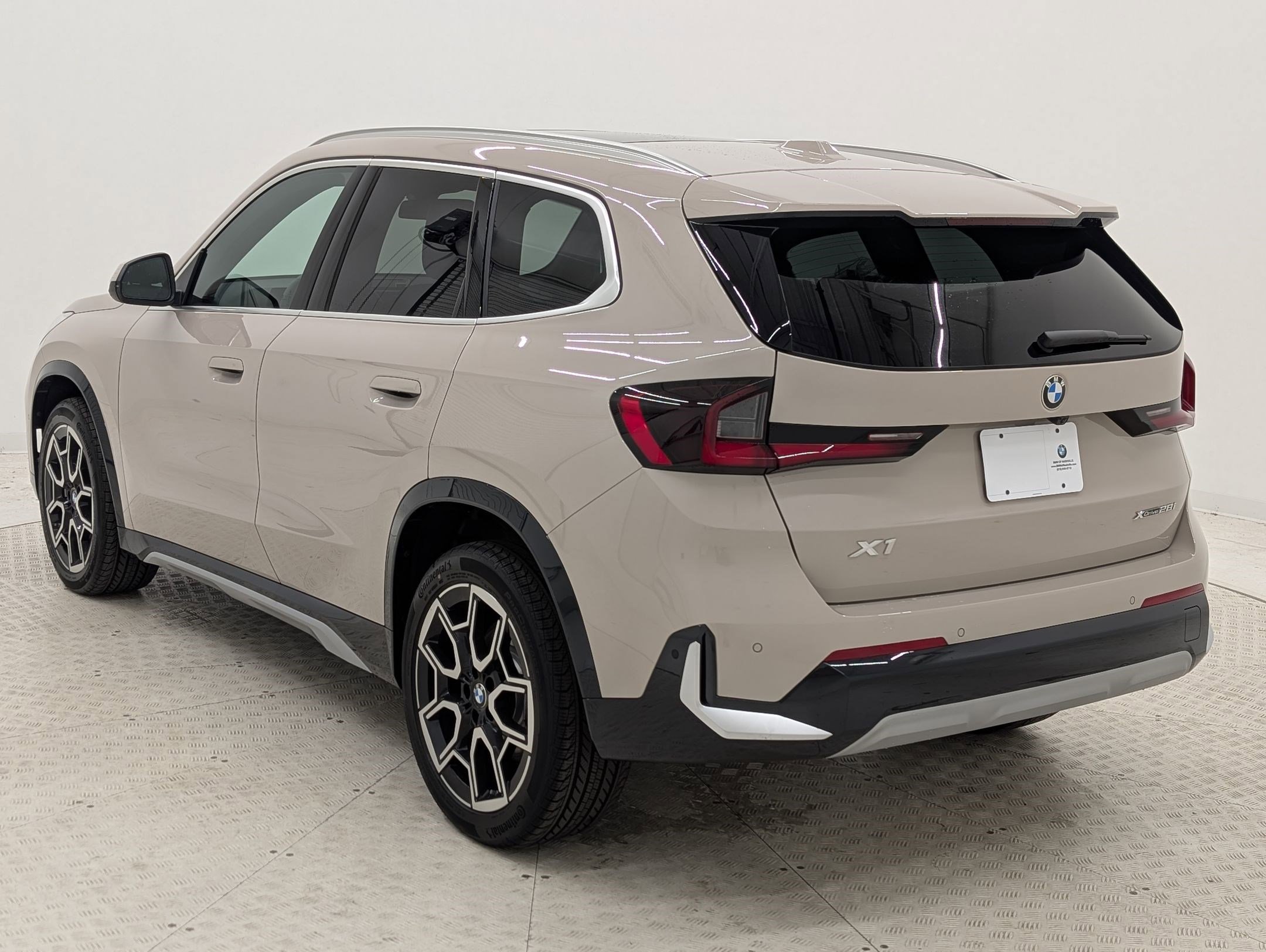 2026 Bmw X1 XDrive28i photo 3