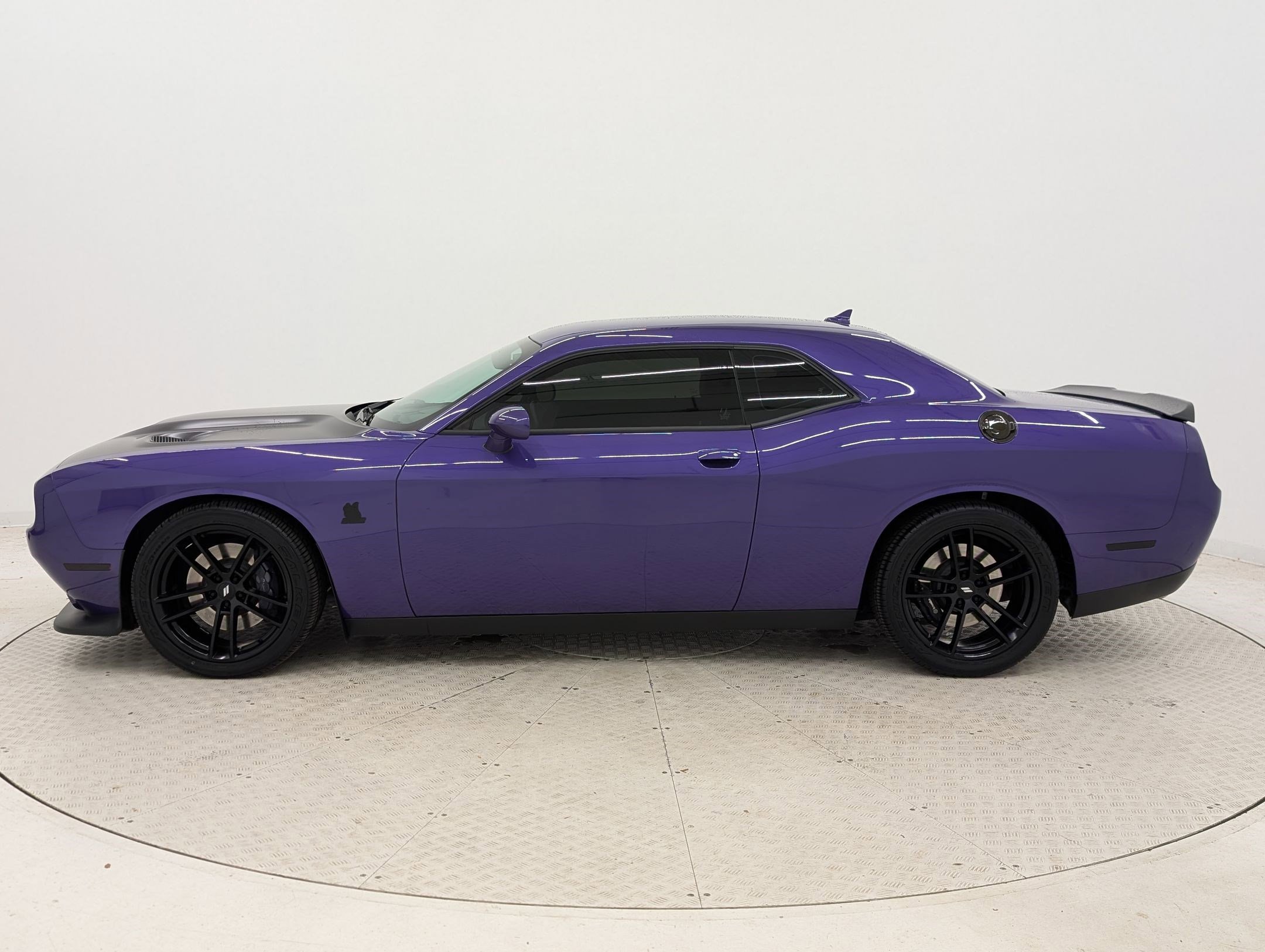 2023 Dodge Challenger R/T Scat Pack photo 2