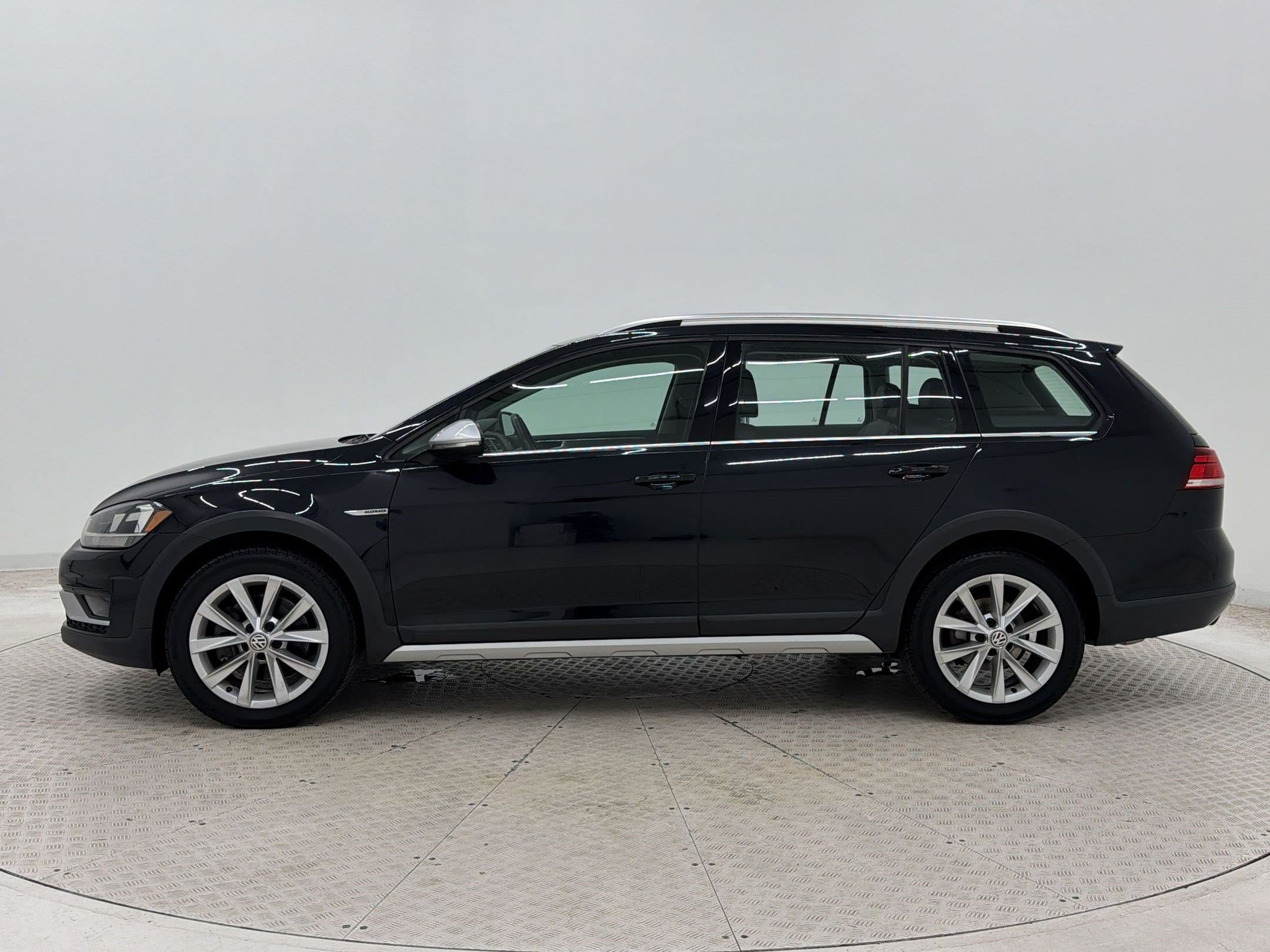 2019 Volkswagen Golf Alltrack S Wagon
