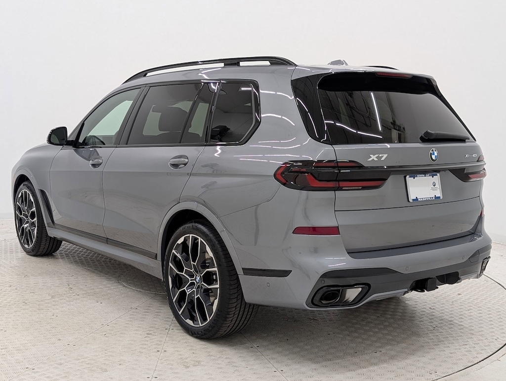 New 2026 BMW X7 xDrive40i SUV