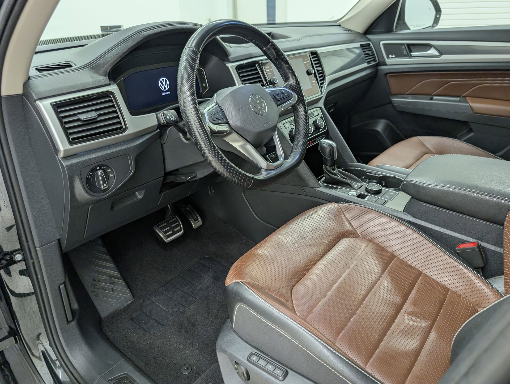 2021 Volkswagen Atlas V6 SEL Premium R-Line photo 4