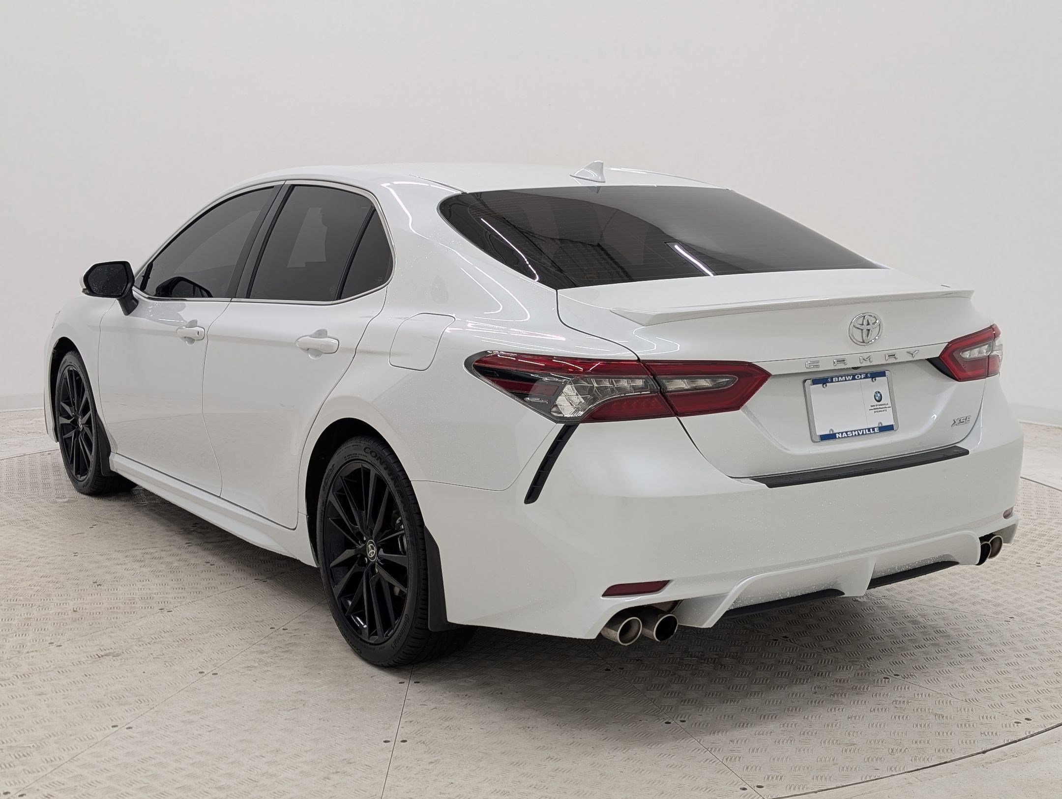 2023 Toyota Camry XSE photo 3