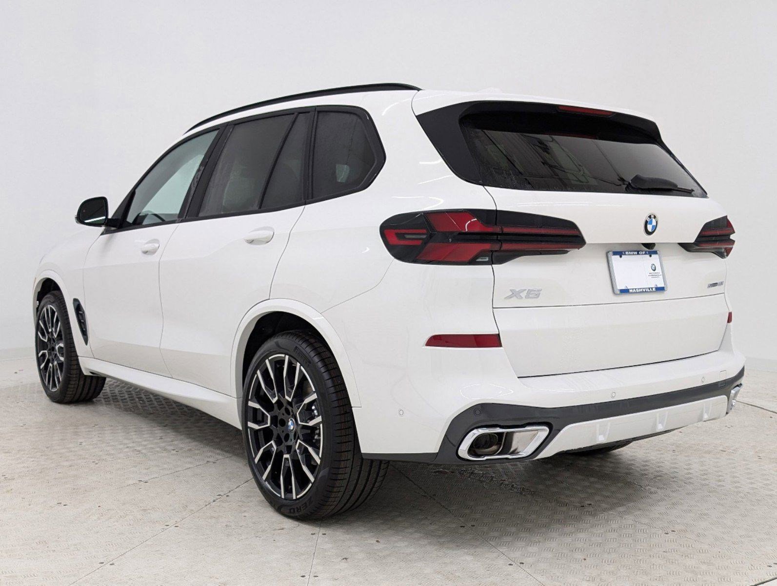 2025 Bmw X5 sDrive40i photo 2