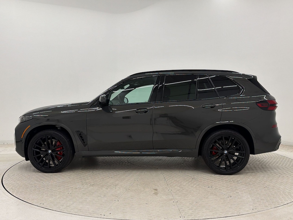 New 2026 BMW X5 sDrive40i SUV