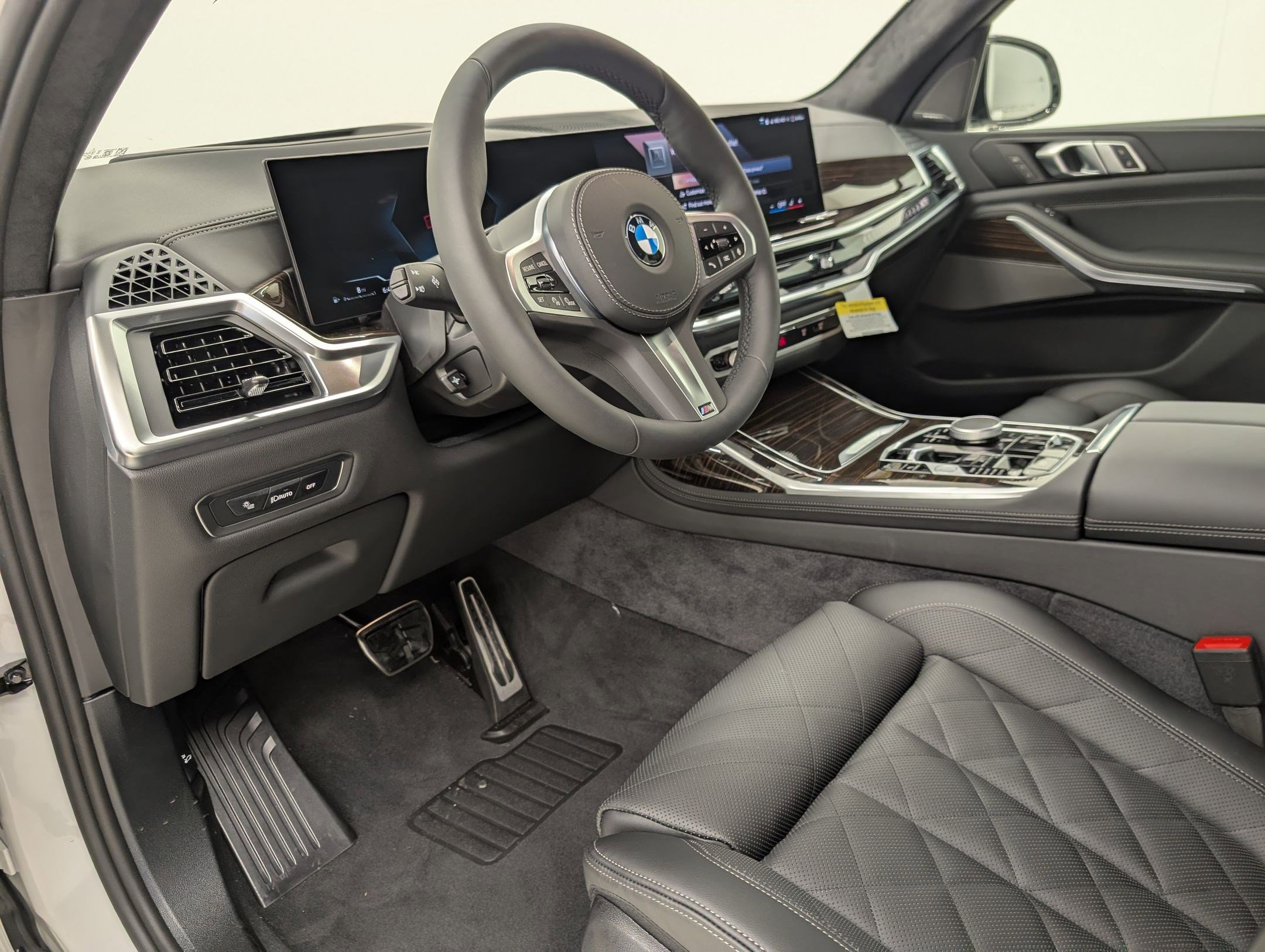 2026 Bmw X7 xDrive40i photo 3