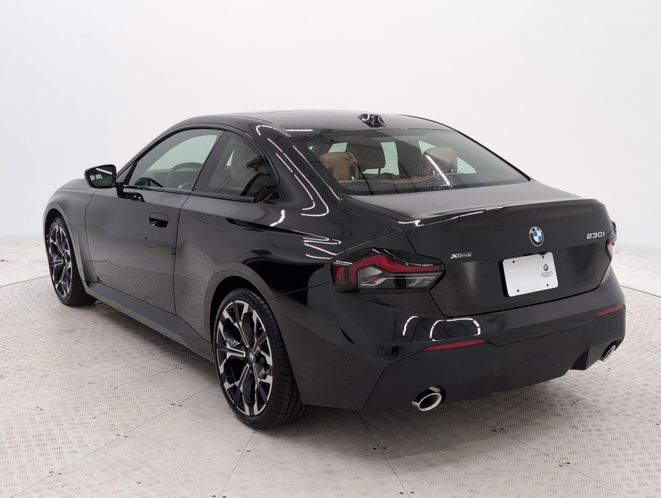 2025 Bmw 230i xDrive Coupe photo 3