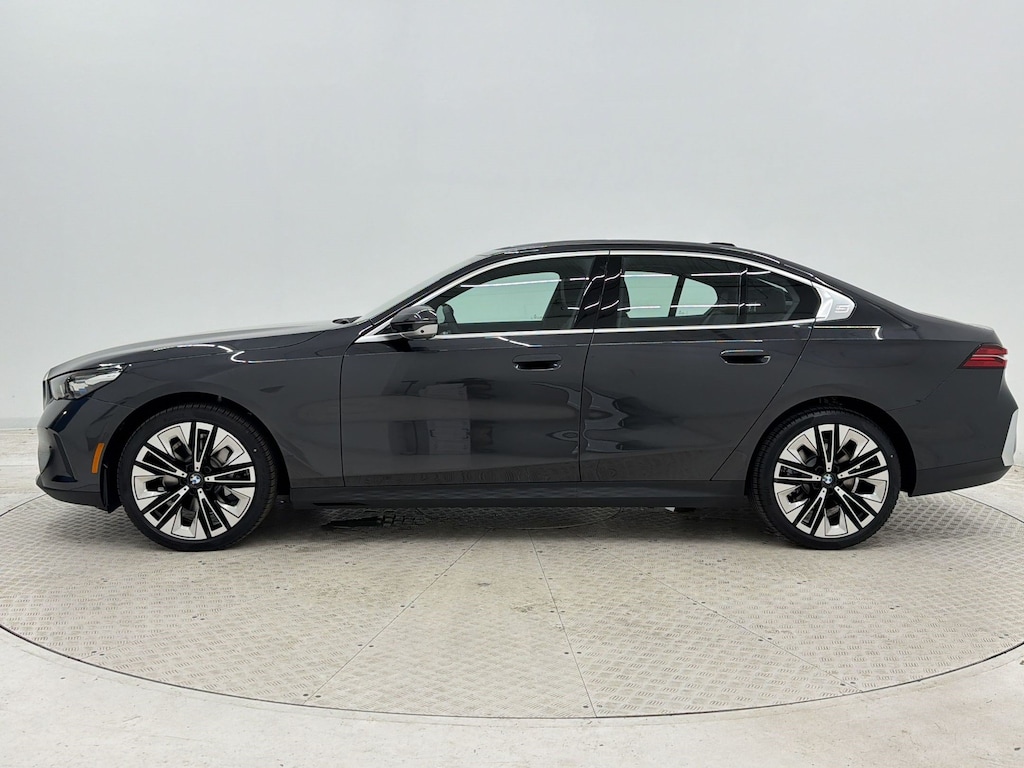New 2026 BMW 530i Sedan