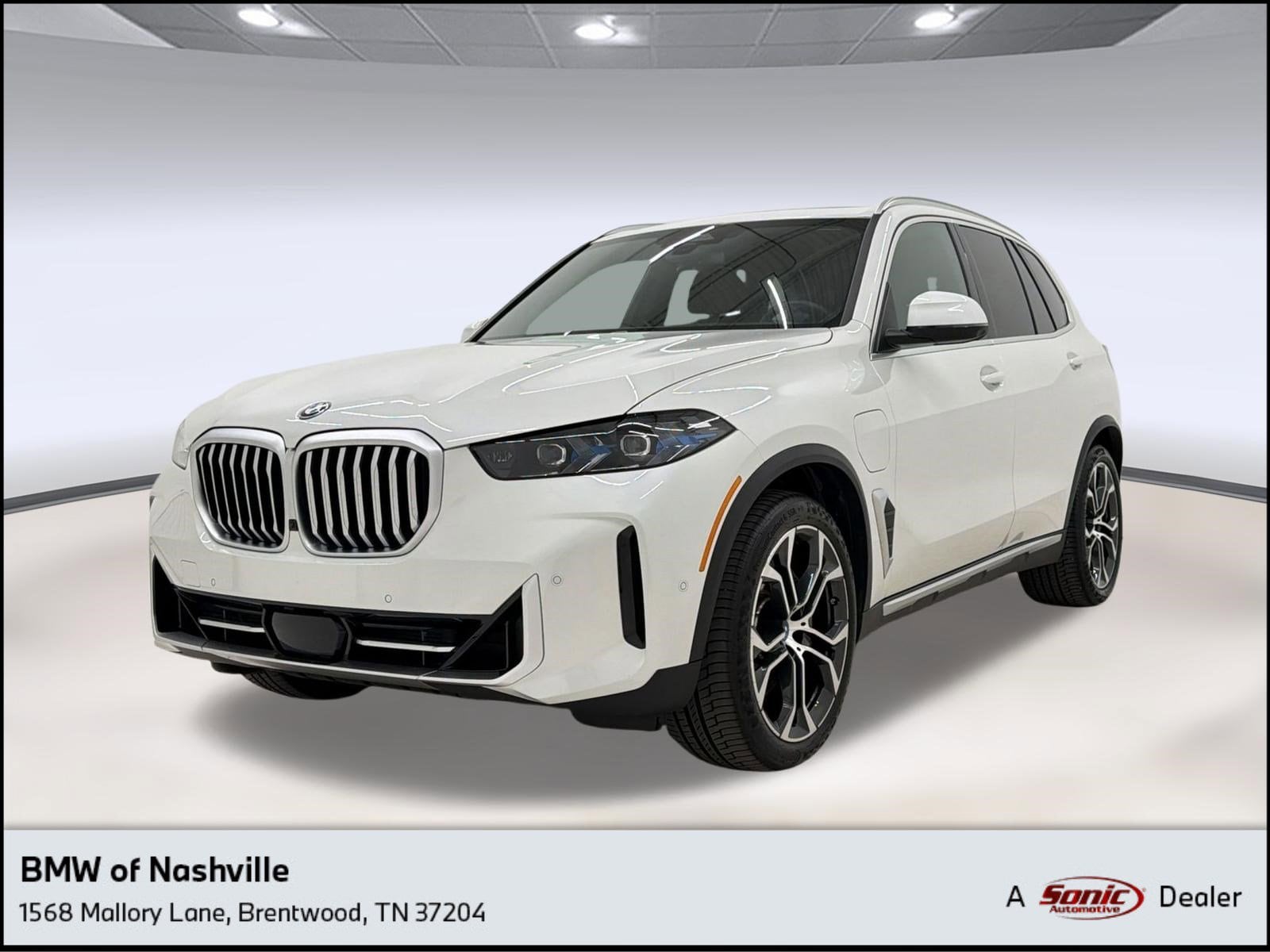 2025 BMW X5 xDrive50e's photo