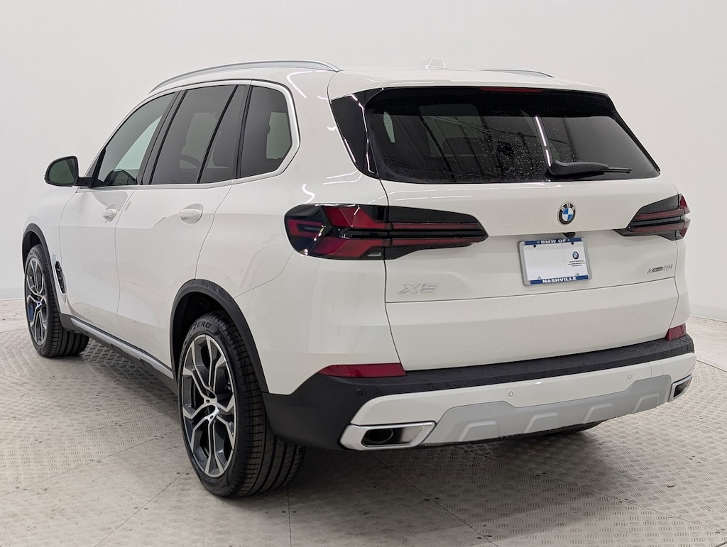 New 2026 BMW X5 xDrive40i SUV