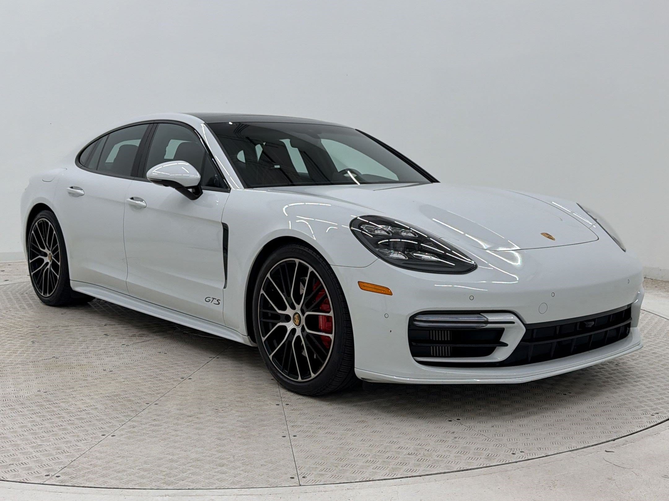 Panamera GTS Hatchback