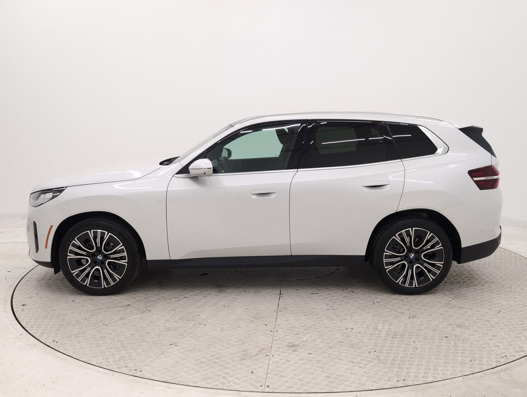 2025 Bmw X3 30x Drive photo 2