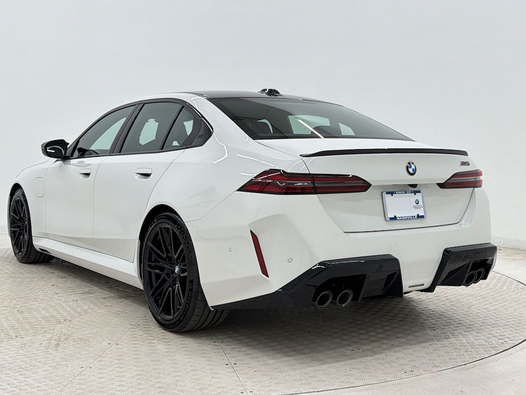 New 2027 BMW M5 Sedan