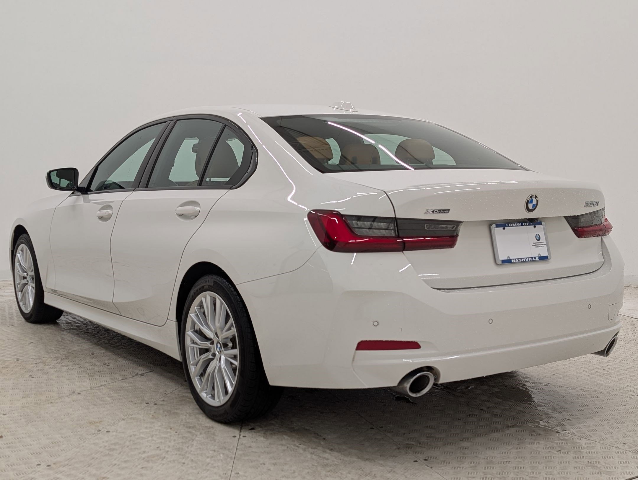 2023 Bmw 330i xDrive Sedan photo 3