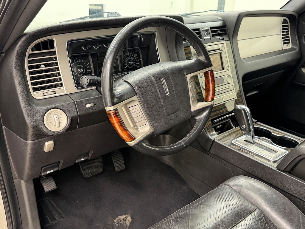 Used 2008 Lincoln Navigator Navigator (2WD 4dr) SUV