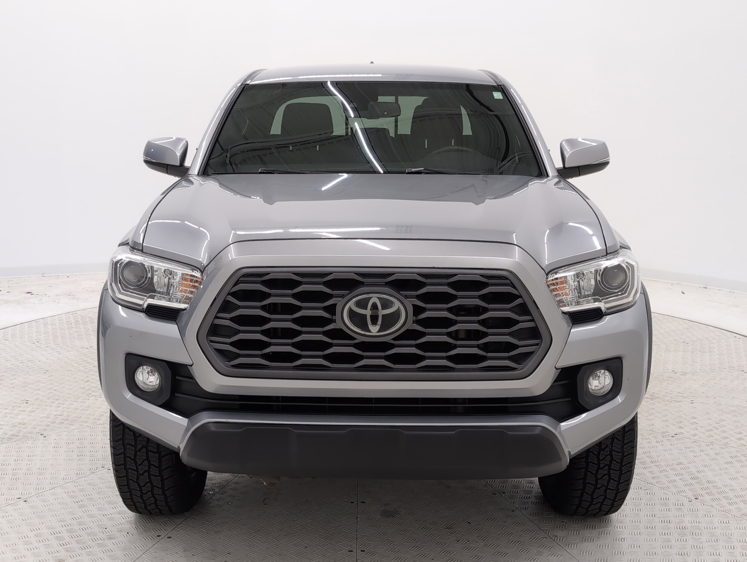 2021 Toyota Tacoma TRD photo 3
