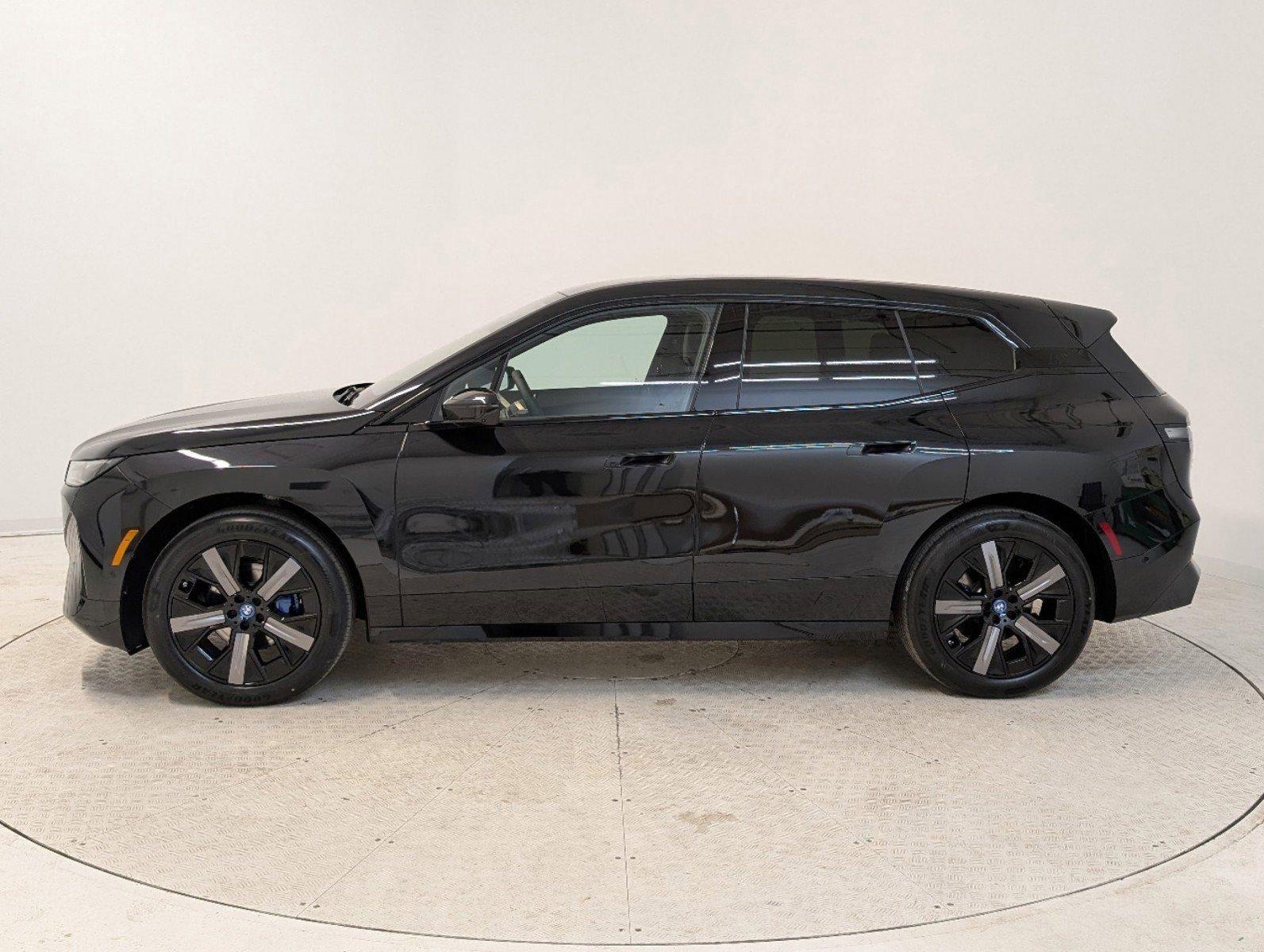 Used 2025 BMW iX Base with VIN WB523CF06SCU39788 for sale in Brentwood, TN
