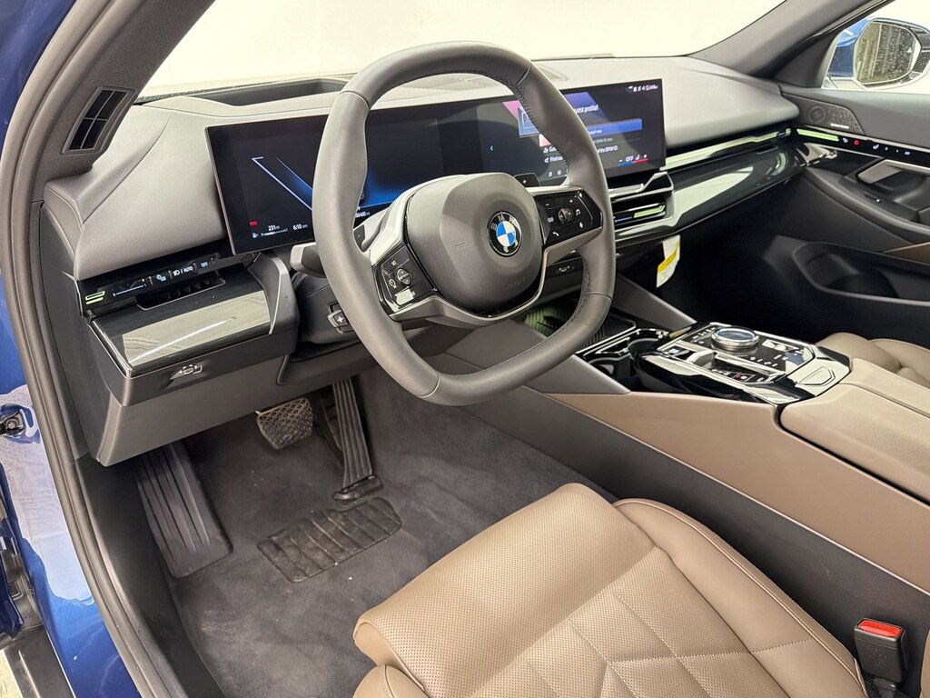Used 2025 BMW 530i Sedan