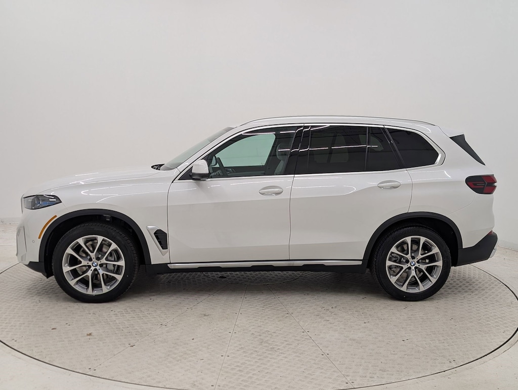 New 2026 BMW X5 xDrive40i SUV