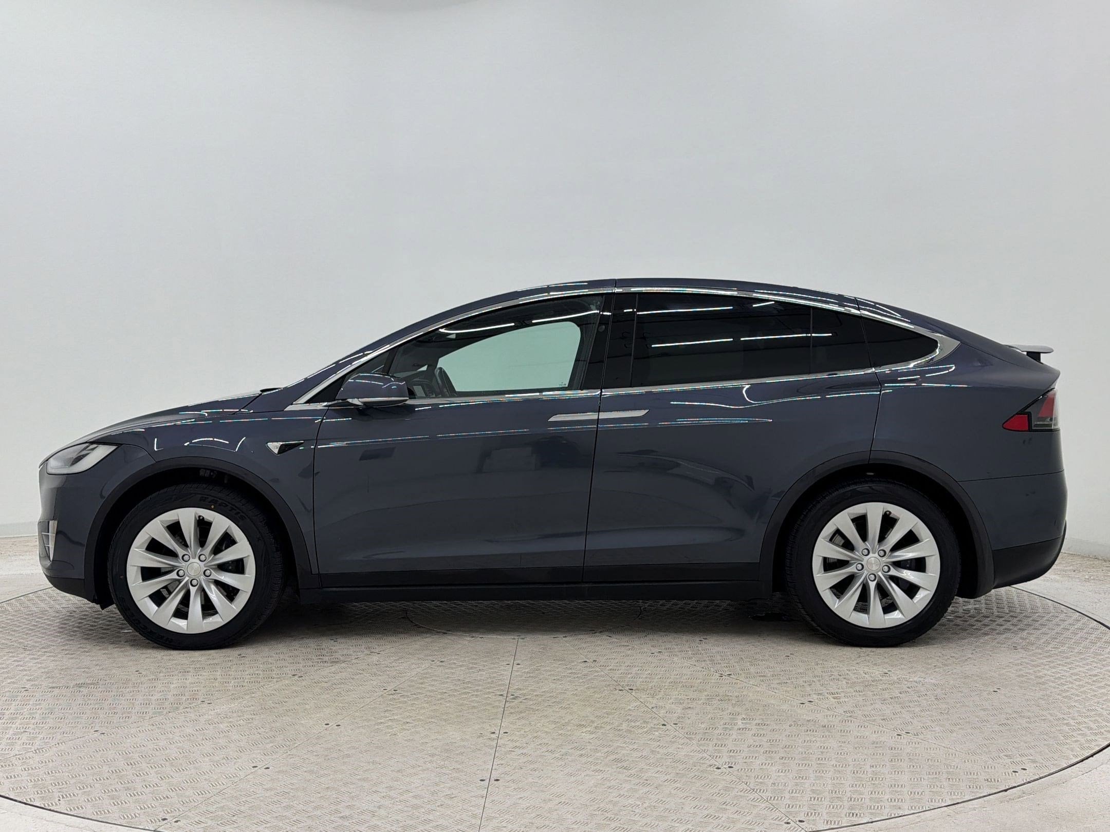 Used 2020 Tesla Model X Long Range Plus with VIN 5YJXCDE27LF231359 for sale in Nashville, TN
