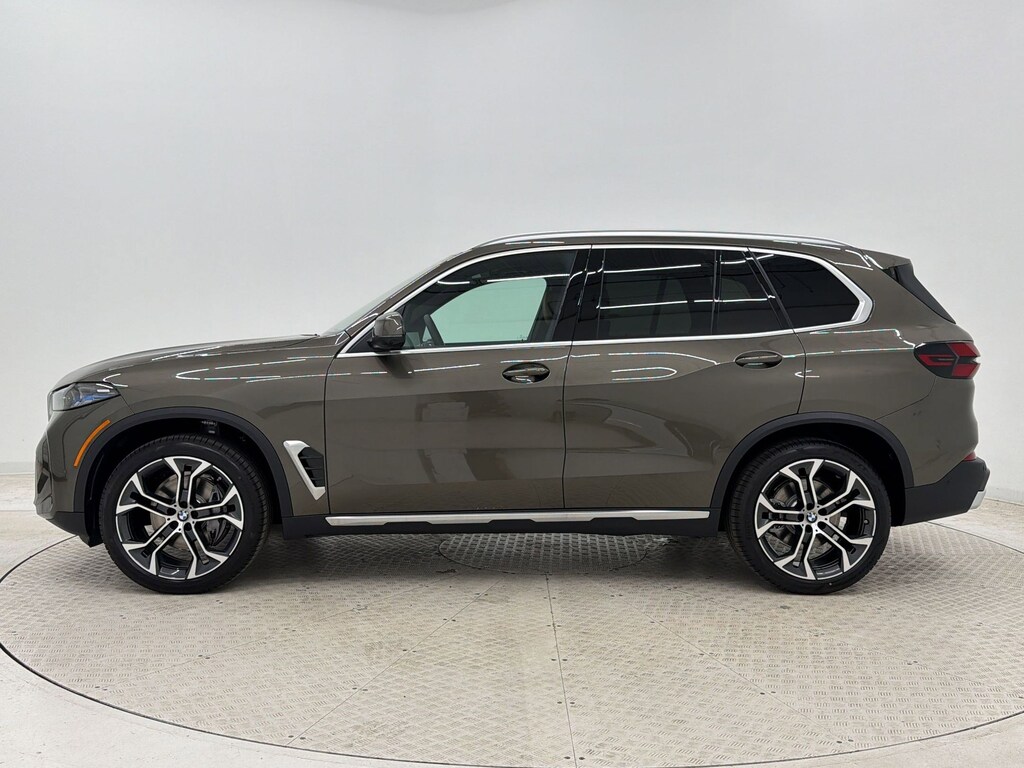 New 2026 BMW X5 xDrive40i SUV