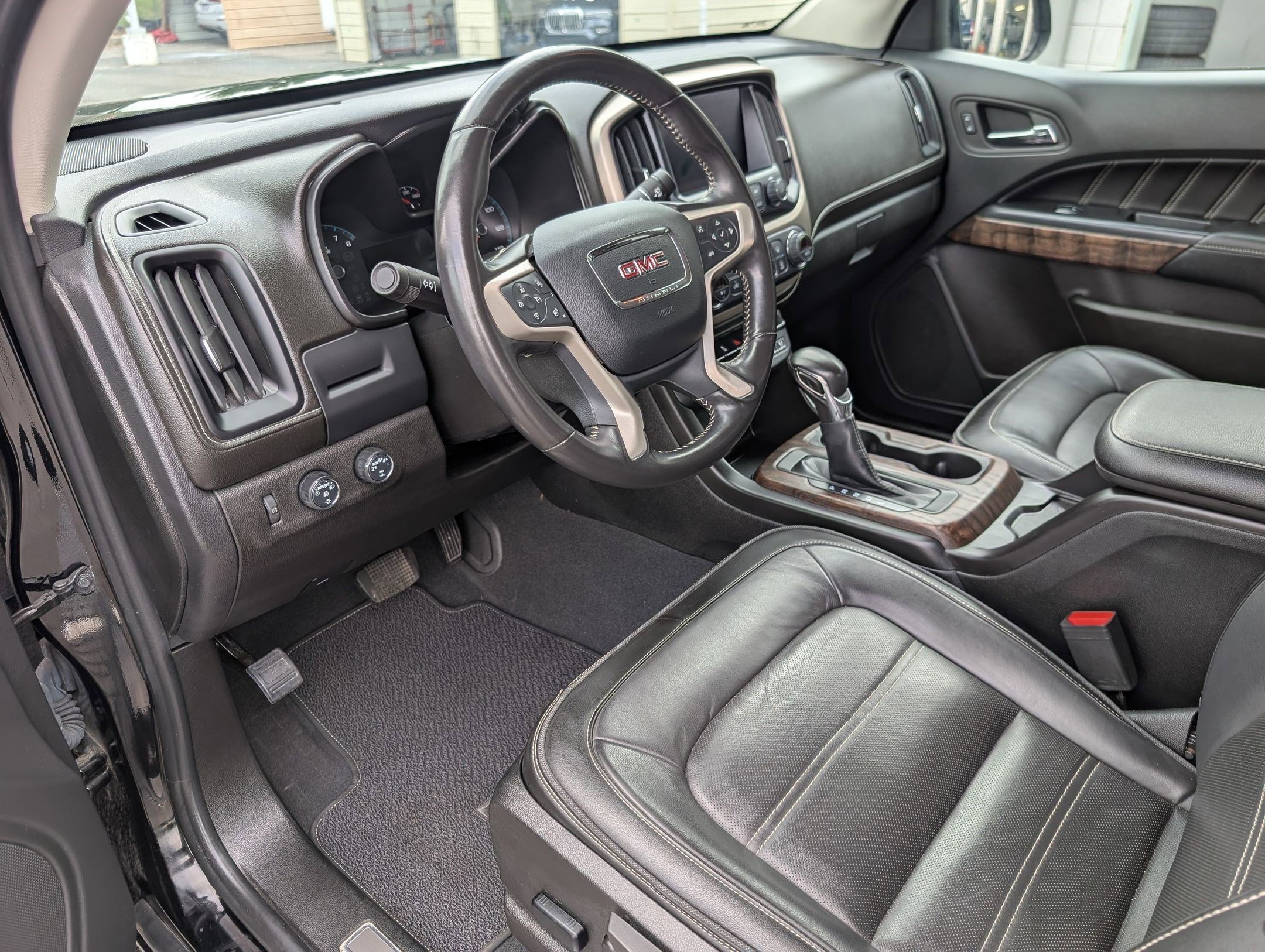 2022 Gmc Canyon Denali photo 4