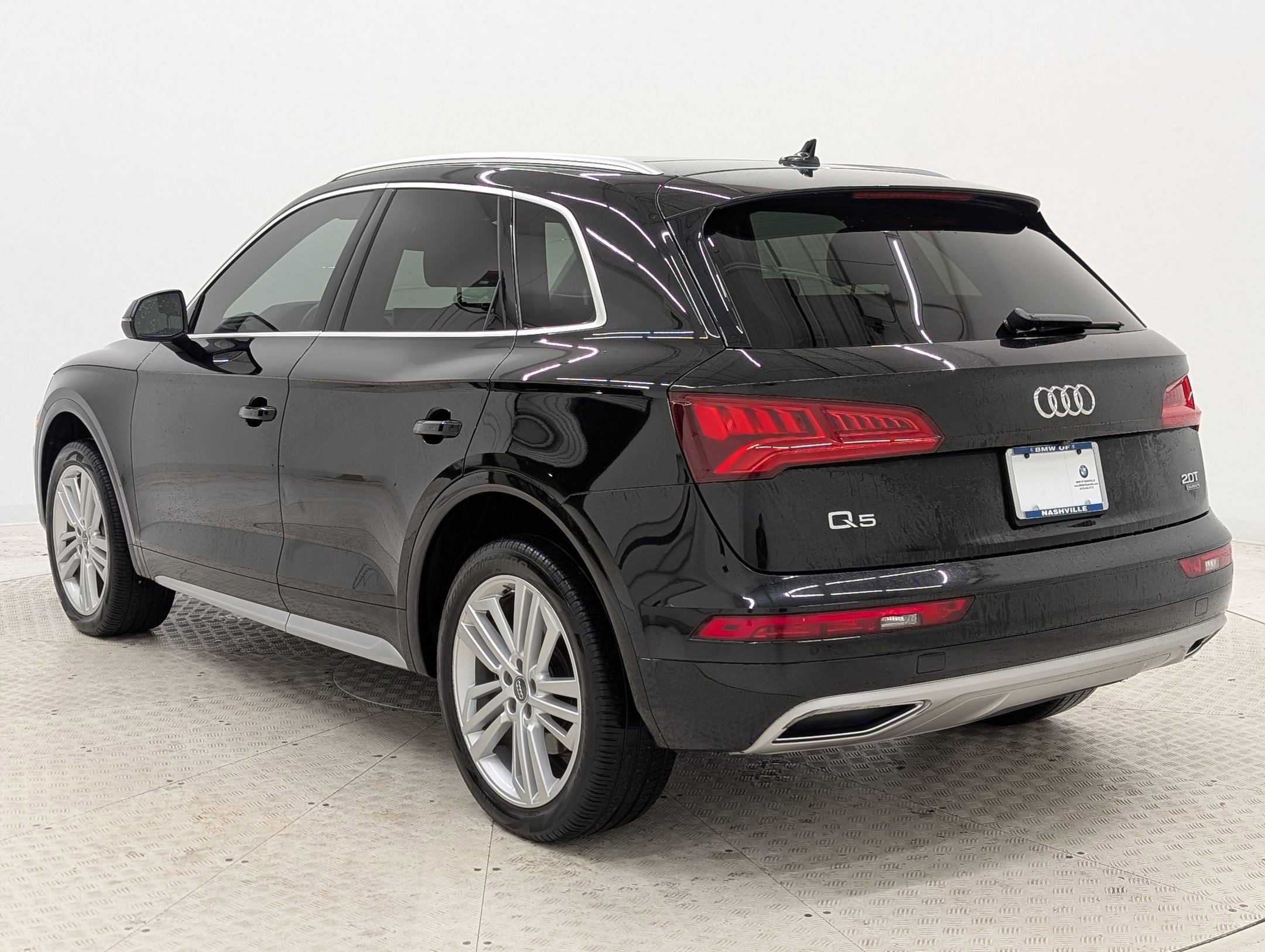 2018 Audi Q5 Premium Plus photo 2