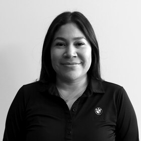 Staff member Luz Ochoa from ID_44fe41