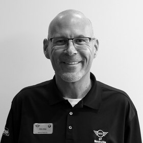 Staff member Chris Uhles from ID_34f343