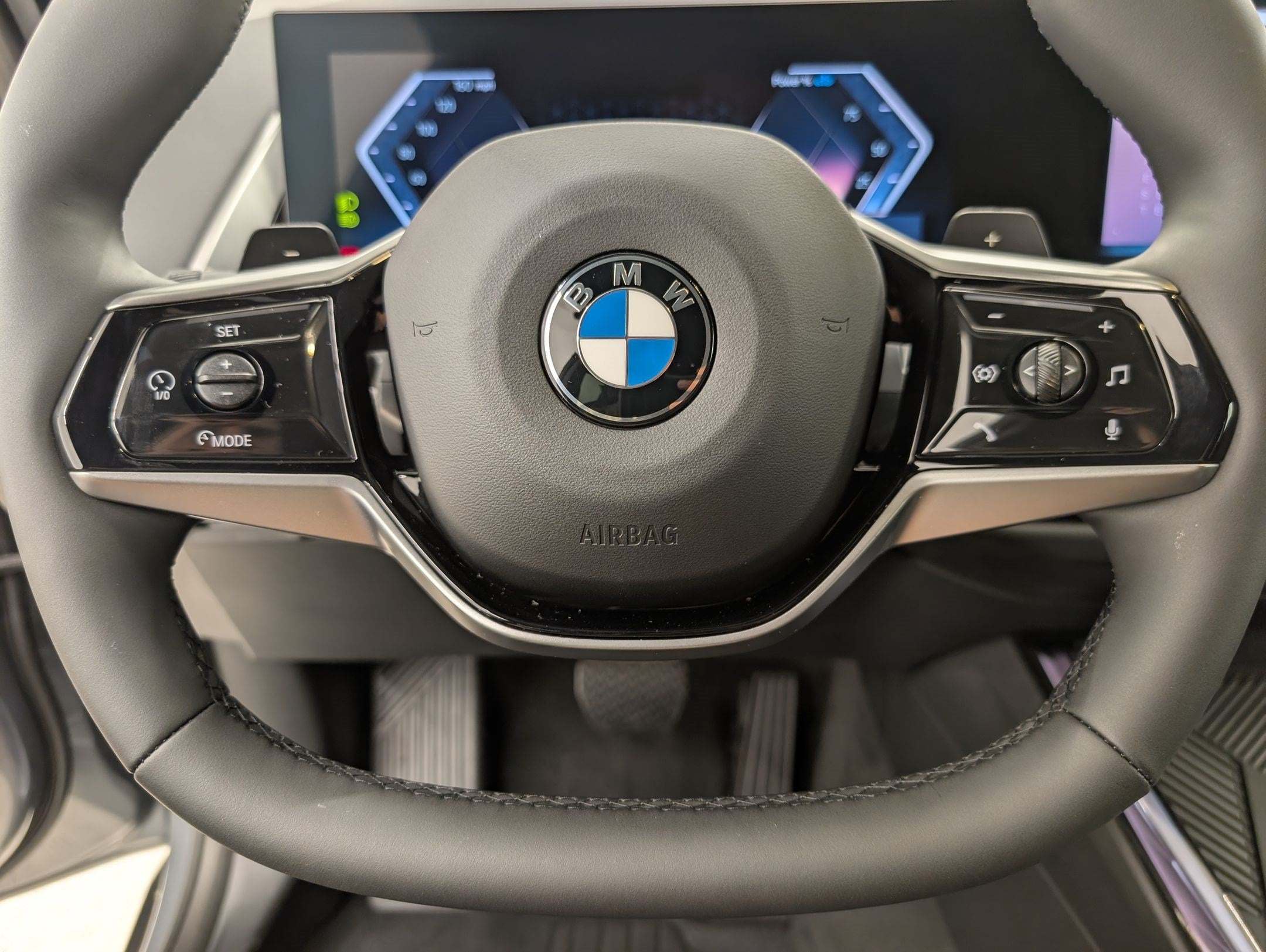 2026 BMW X3 30 - Photo 14