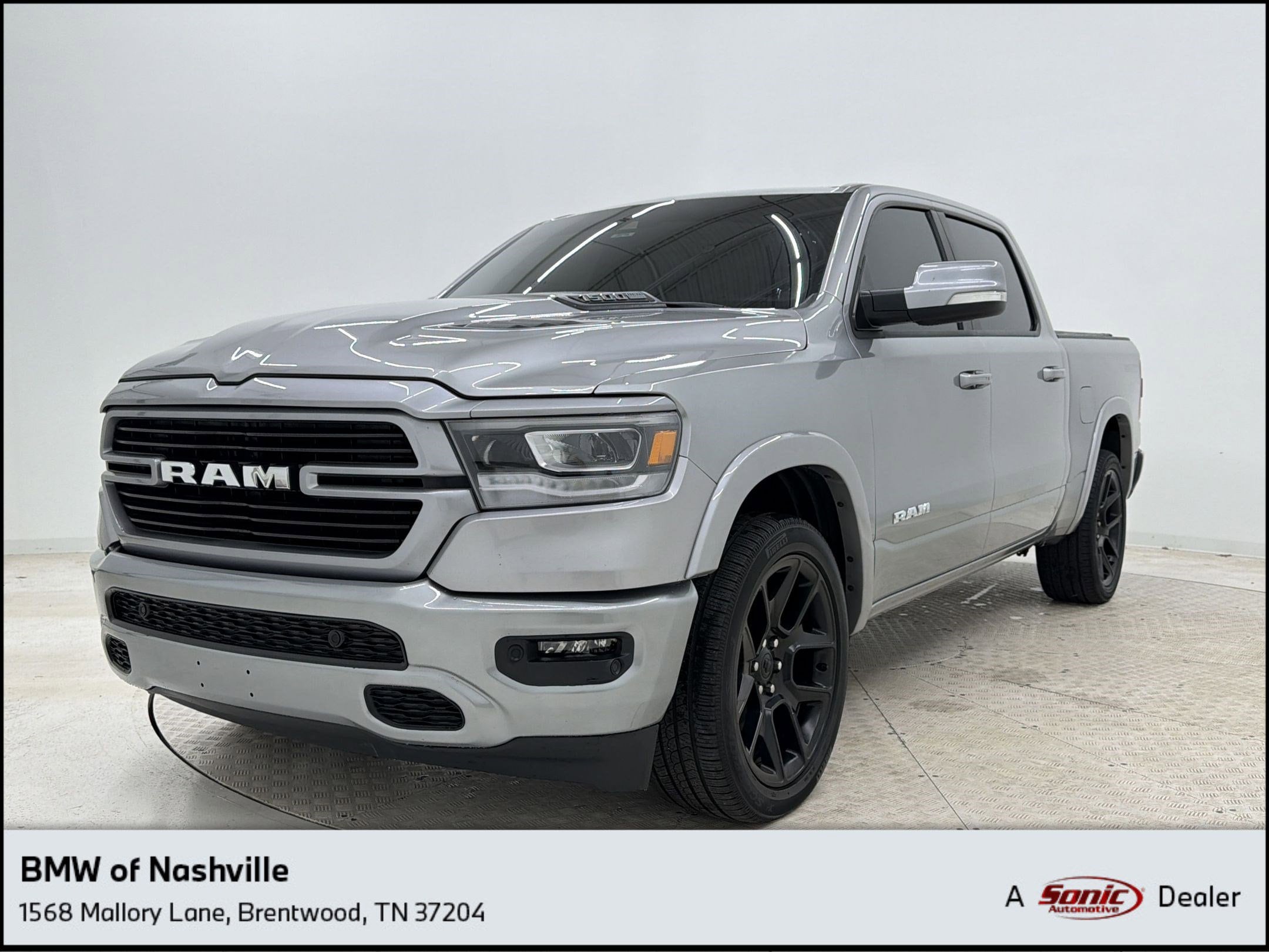2022 RAM 1500 Laramie 4x4 Crew Cab 5'7's photo