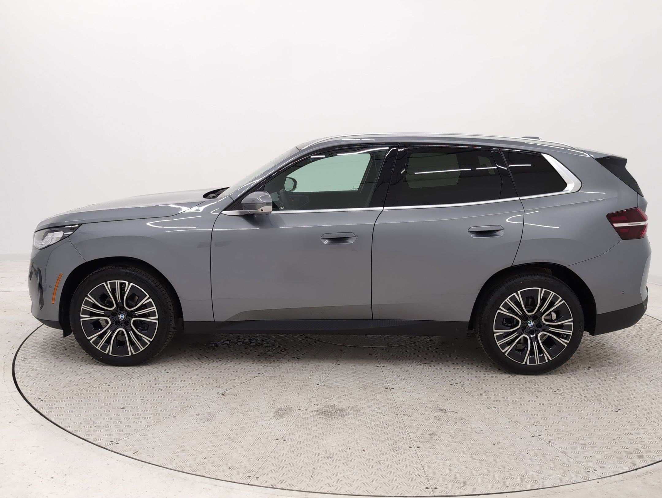 2025 Bmw X3 30x Drive photo 2