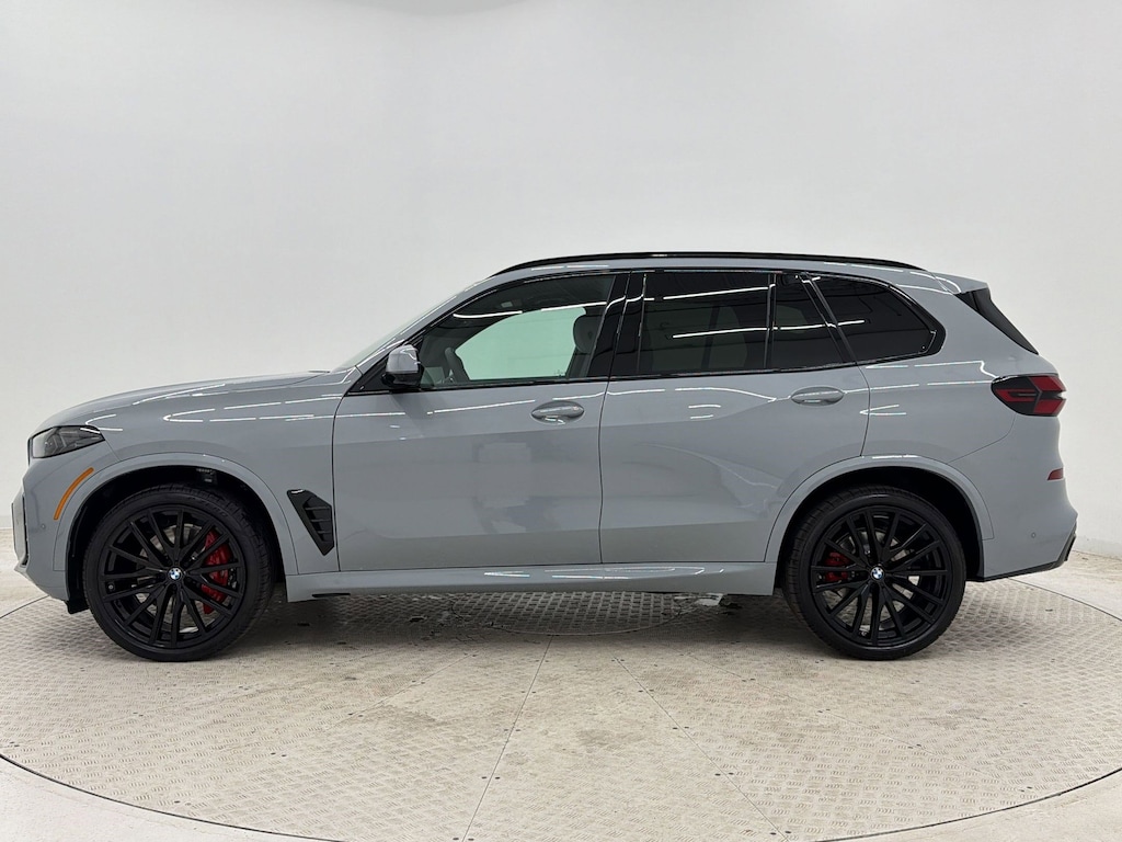 New 2026 BMW X5 xDrive40i SUV