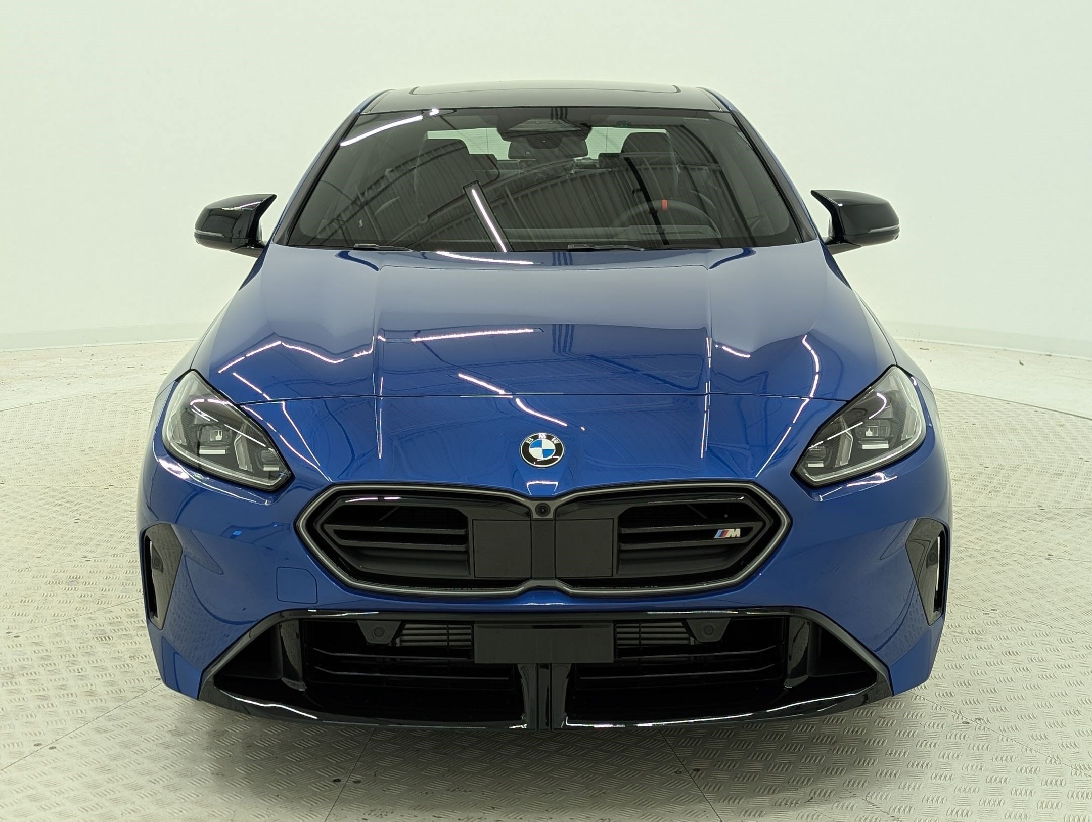 2026 BMW 2 Series M235 - Photo 6