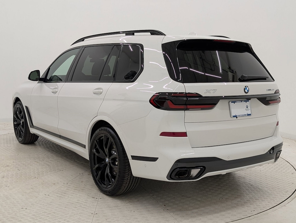 New 2026 BMW X7 xDrive40i SUV