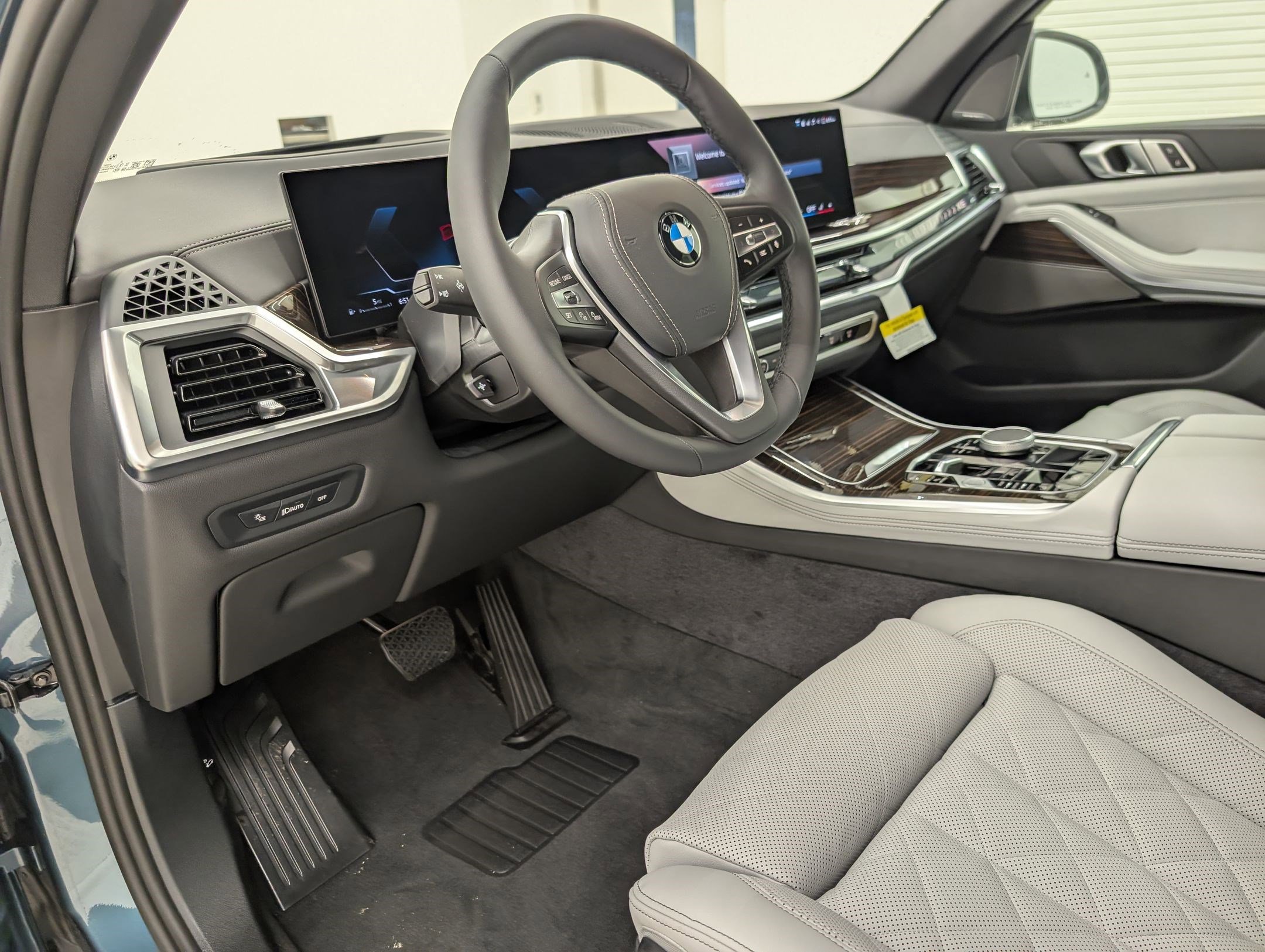 2026 Bmw X5 xDrive40i photo 4
