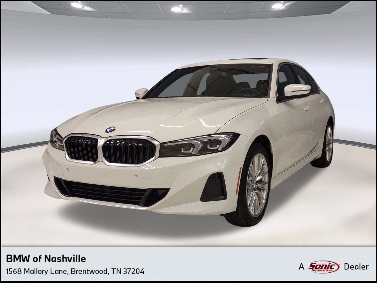 2024 BMW 3 Series 330i's photo