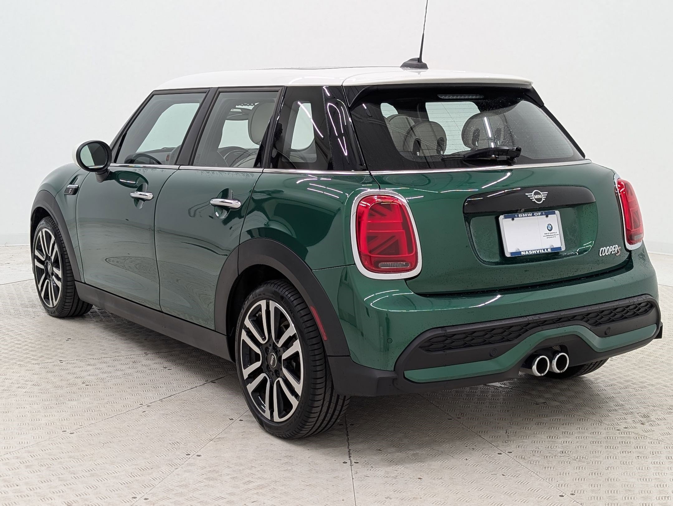 2024 Mini Cooper 4 Door Hardtop S photo 3