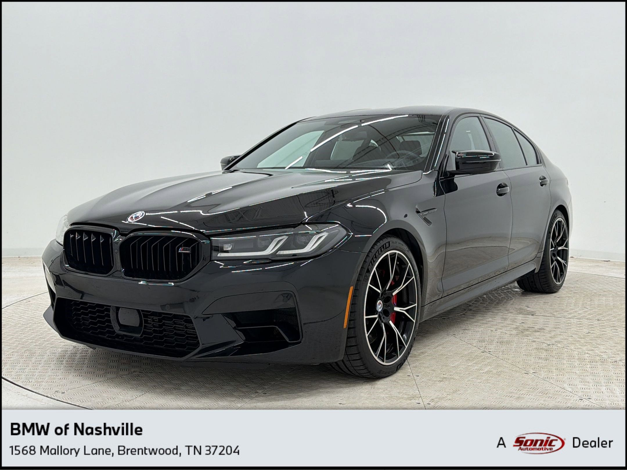 2023 BMW M5 -'s photo