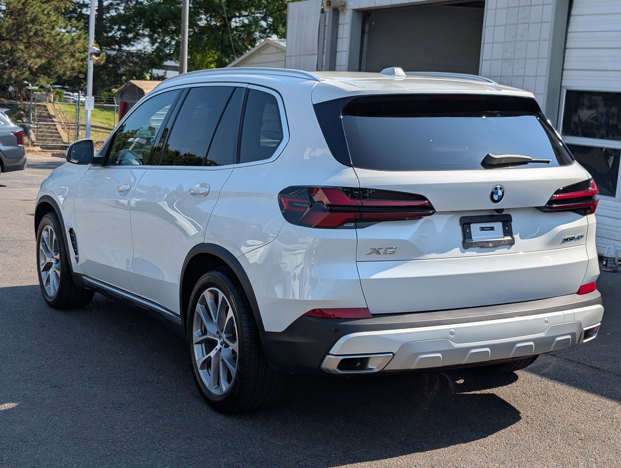 2025 Bmw X5 xDrive40i photo 2