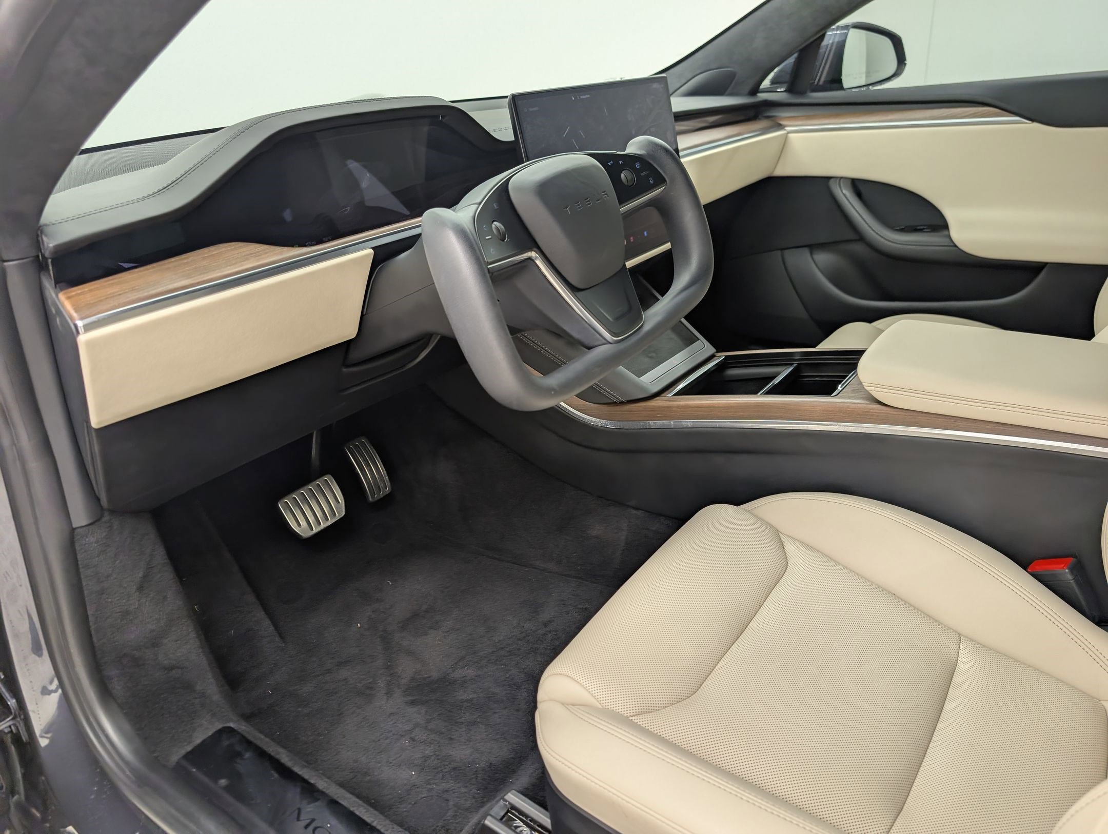2022 Tesla Model S photo 4