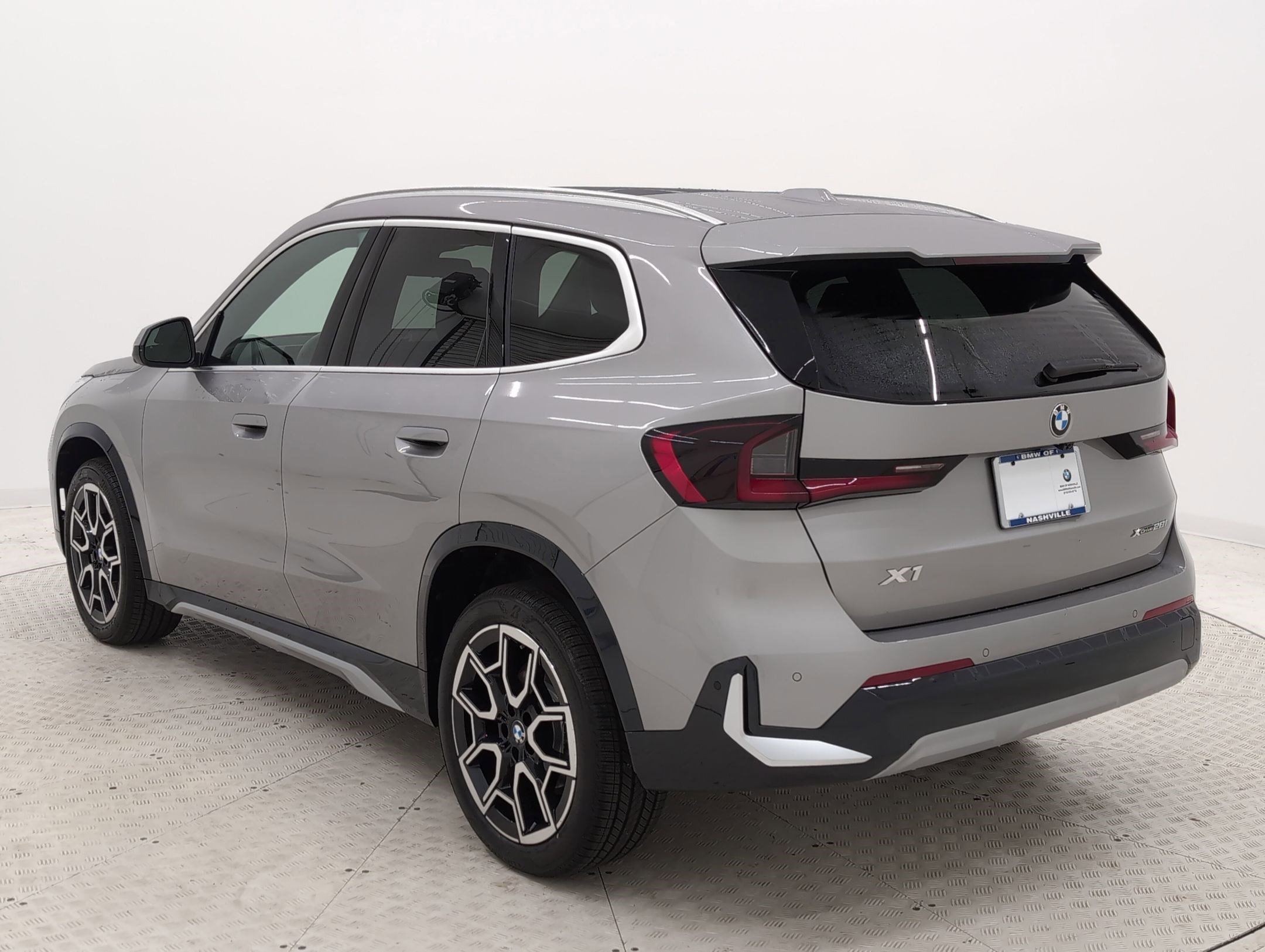 2025 Bmw X1 XDrive28i photo 3