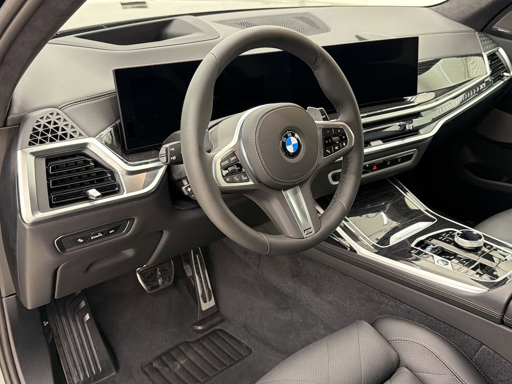 New 2027 BMW X7 xDrive40i SUV