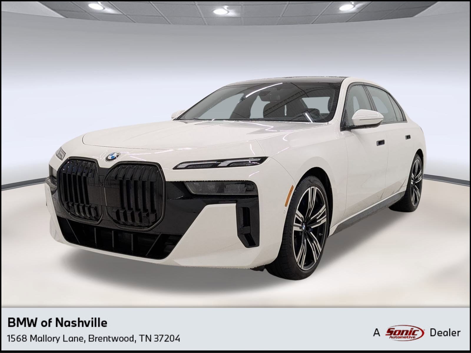 2025 BMW 7 Series 740i's photo