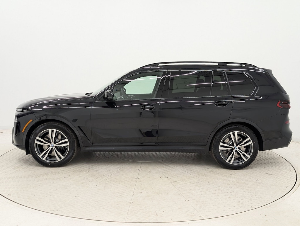 New 2026 BMW X7 xDrive40i SUV