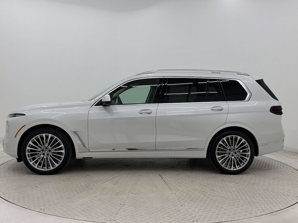 New 2027 BMW X7 xDrive40i SUV