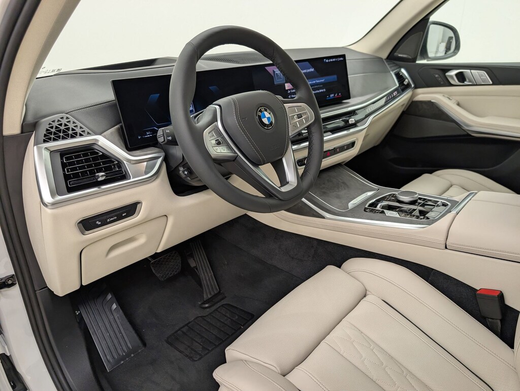 New 2026 BMW X7 xDrive40i SUV